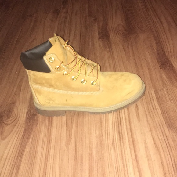 Timberland Boots - Picture 2 of 4